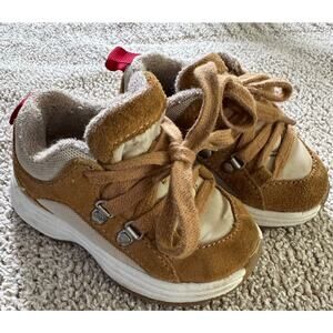 Zara Toddler  tan lace up sneakers EU size 20 US size 5.5